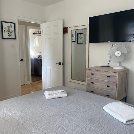 Clearbrooke Gem- Bright Private Bedroom Close To Yyz โตรอนโต ภายนอก รูปภาพ