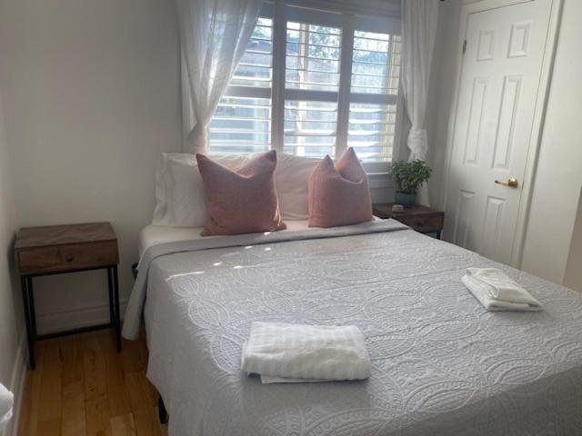 Clearbrooke Gem- Bright Private Bedroom Close To Yyz โตรอนโต ภายนอก รูปภาพ