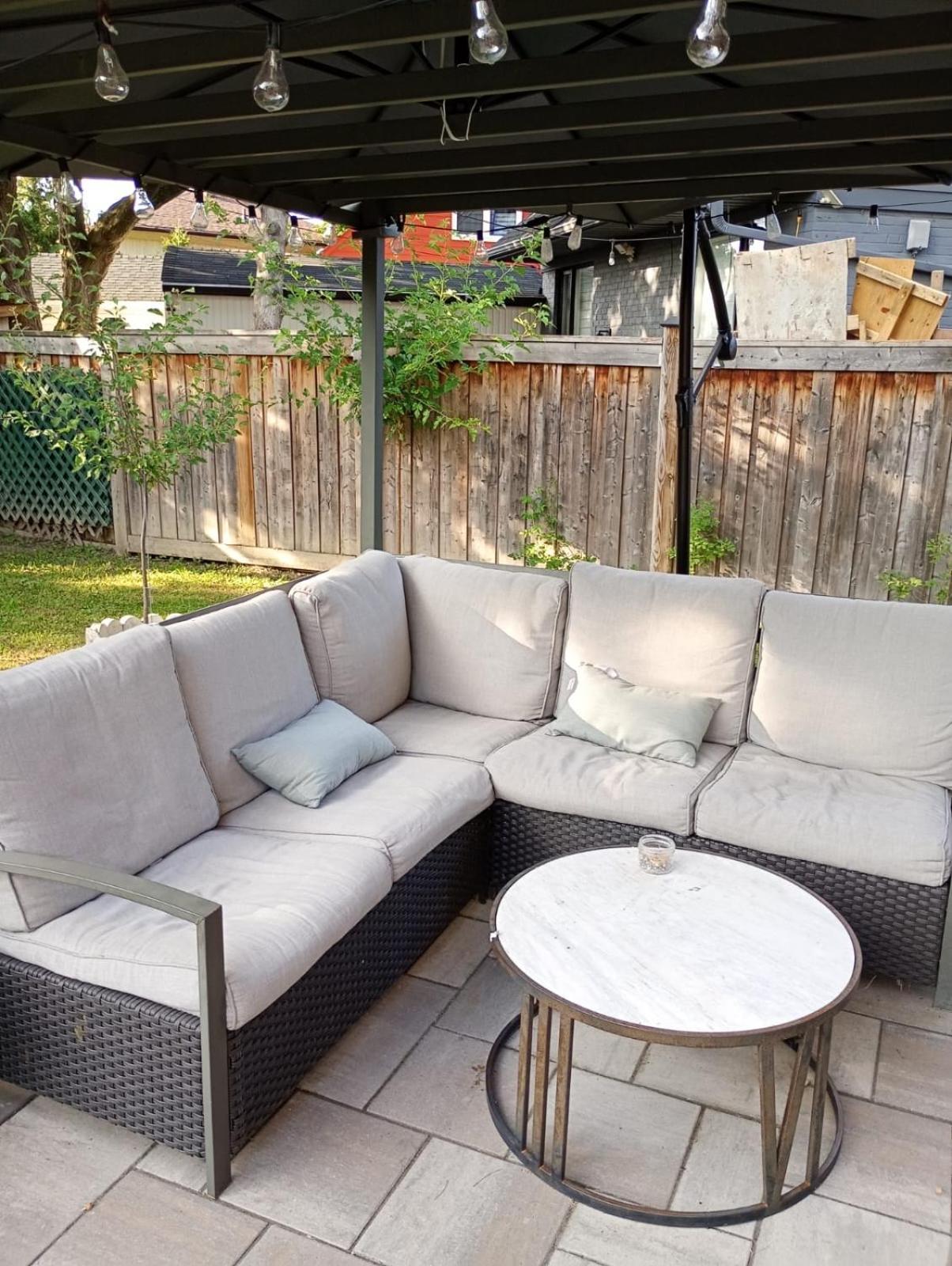 Clearbrooke Gem- Bright Private Bedroom Close To Yyz โตรอนโต ภายนอก รูปภาพ